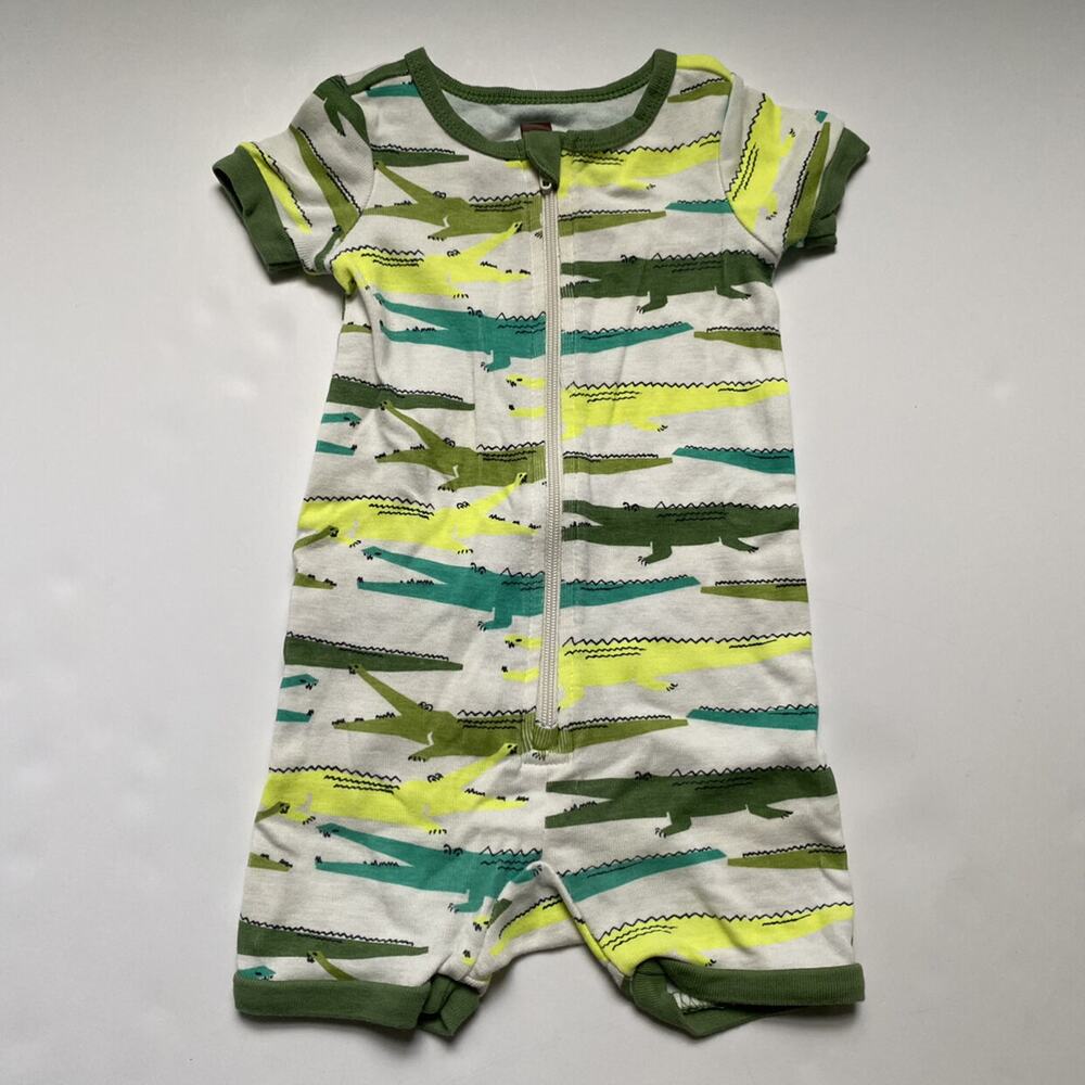 Tea Collection Alligator Zip Up Pajamas